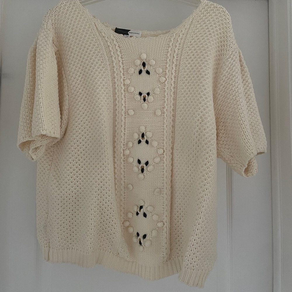 Sweater short sleeve shirt